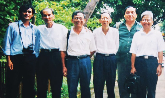 Người lưu giữ bụi vàng lịch sử Nam bộ ảnh 1