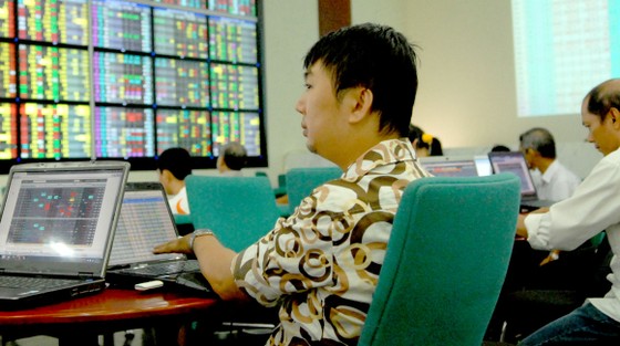 Hút vốn ngoại vào thị trường chứng khoán ảnh 1