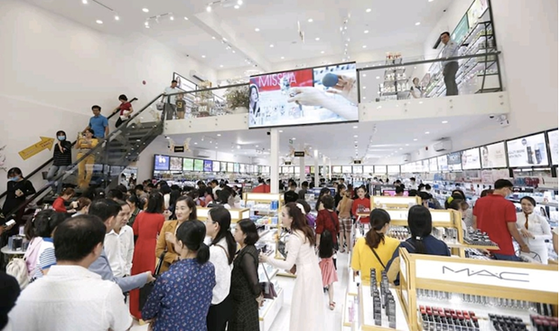 AB Beauty World mở “đại” siêu thị mỹ phẩm ảnh 1