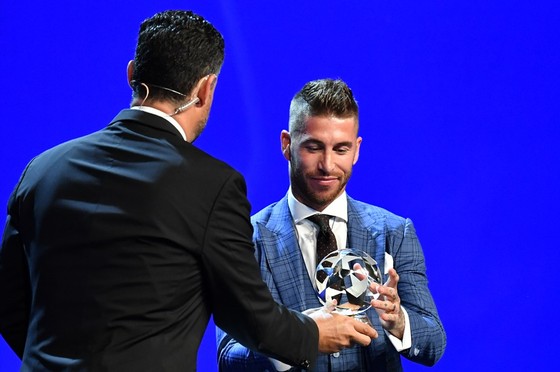 Luka Modrid được vinh danh khi Real Madrid quét sạch mọi giải thưởng ảnh 1