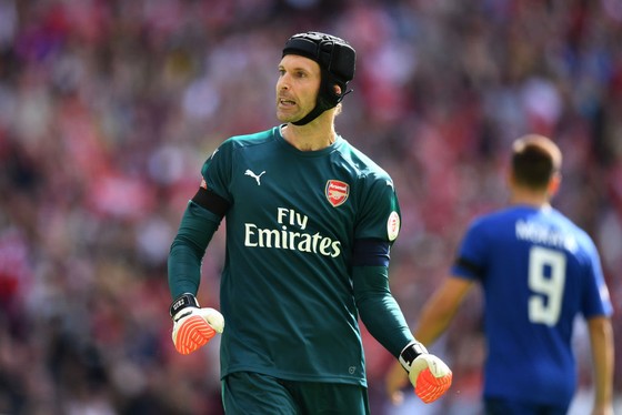 Petr Cech tiết lộ sự khác biệt giữa Arsene Wenger và Unai Emery ảnh 1