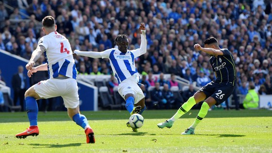 TRỰC TIẾP Brighton - Man City: Chờ đợi thần tài Sergio Aguero ảnh 8