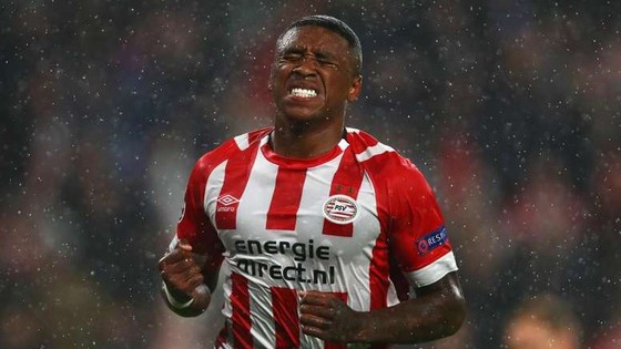 Bán Eriksen cho Inter, Tottenham theo đuổi sao PSV Bergwijn ảnh 1