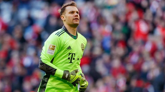 Manuel Neuer gia hạn, Alexander Nubel lo lắng