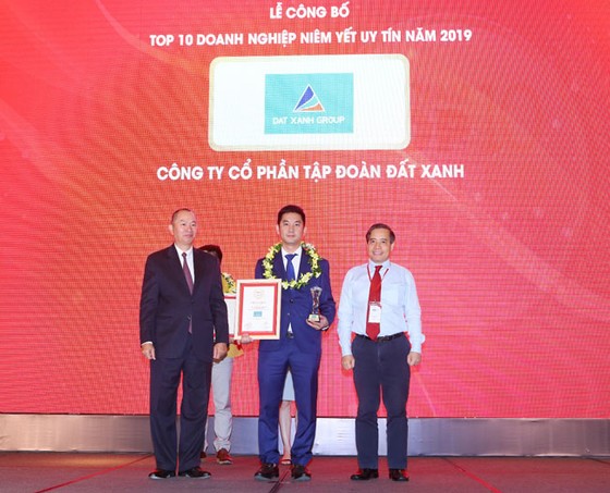 Đất Xanh đạt giải Top 10 công ty niêm yết uy tín năm 2019 ảnh 2
