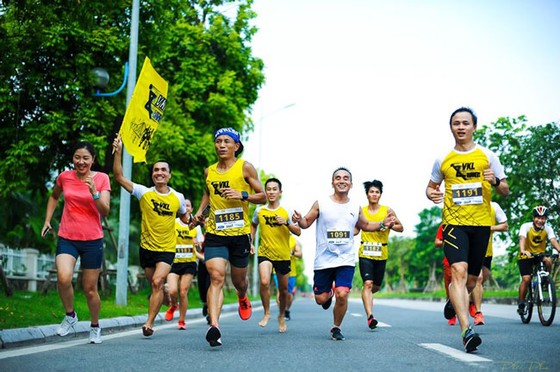 Trao giải cuộc thi ảnh VPBank Hanoi Marathon Run & Share 2019 ảnh 4