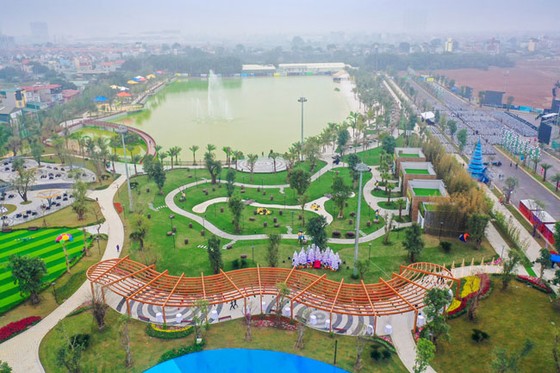 Mỹ Tâm, Tùng Dương “cực sung” tại công viên thể thao lớn nhất Đông Nam Á ảnh 6