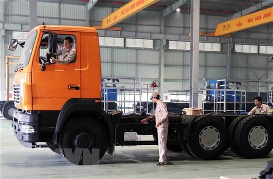 Giãn thuế tiêu thụ đặc biệt có giúp giảm giá xe ôtô? hình ảnh 1 Gian thue tieu thu dac biet co giup giam gia xe oto? hinh anh 1