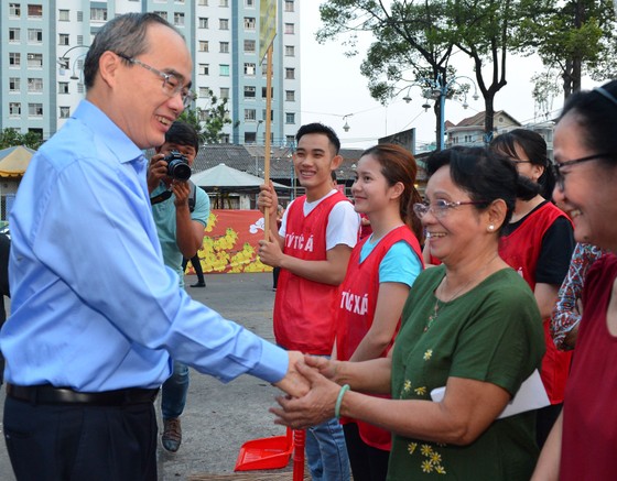 TPHCM phát động tháng “Thành phố sạch - Thành phố văn hóa mừng Xuân Canh Tý 2020, mừng Đảng 90 năm” ảnh 1