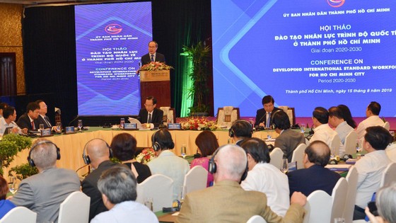 Bí thư Thành ủy TPHCM Nguyễn Thiện Nhân: Đào tạo nhân lực trí tuệ nhân tạo đạt trình độ quốc tế ảnh 7