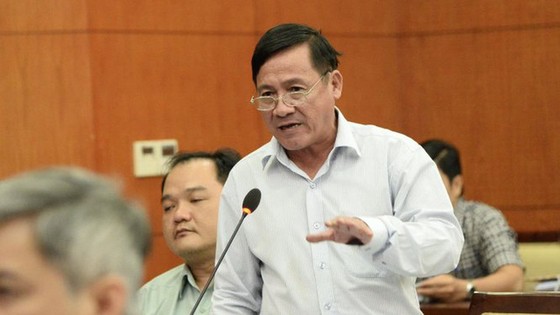 Khiển trách nguyên Giám đốc Công ty Thoát nước TPHCM vì không theo quy chế tặng, nhận quà ảnh 3