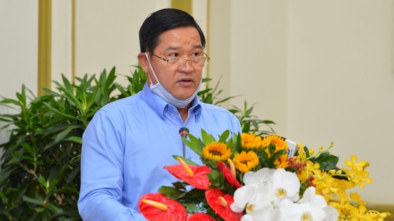 Bí thư Thành ủy TPHCM Nguyễn Thiện Nhân: Ngăn chặn sự phá sản của doanh nghiệp ảnh 6