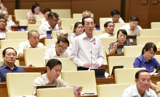 Hãy quan tâm đến các doanh nghiệp đang nỗ lực trụ lại nền kinh tế ảnh 1