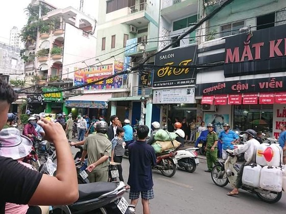 Đối tượng nghi cướp giật, cố thủ trong tiệm game bắn cá đã tử vong ảnh 3