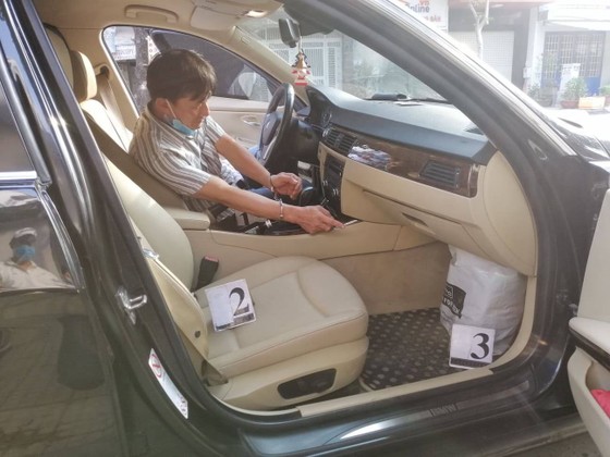 Triệt phá băng nhóm buôn bán ma tuý lớn ở TPHCM, thu hơn 10kg ma tuý đá ảnh 2