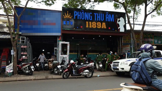 Lại phát hiện 28 người Trung Quốc nghi nhập cảnh trái phép 'trốn' ở phòng thu âm quận Bình Tân ảnh 1