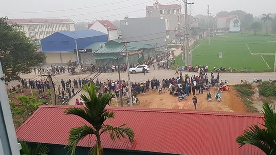 Xe khách đâm vào đoàn người đưa tang, 7 người tử vong tại Vĩnh Phúc ảnh 2