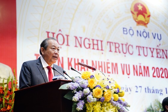 Còn tham nhũng vặt, quyền lực mềm gây khó cho doanh nghiệp, người dân ảnh 1