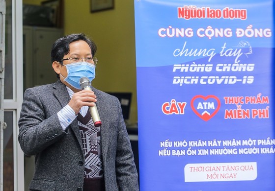 Thêm cây 'ATM thực phẩm miễn phí' cho người khó khăn tại Hà Nội ảnh 2
