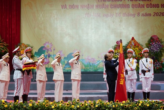 Lực lượng công an đấu tranh có hiệu quả, làm thất bại âm mưu chống phá Đảng, Nhà nước và chế độ ảnh 1