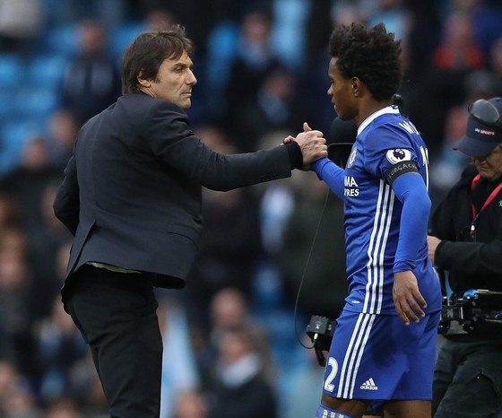 Một ngày trước đại chiến MU – Chelsea: Willian cảnh báo đối thủ, rằng anh sẵn sàng lập hattrick ảnh 1
