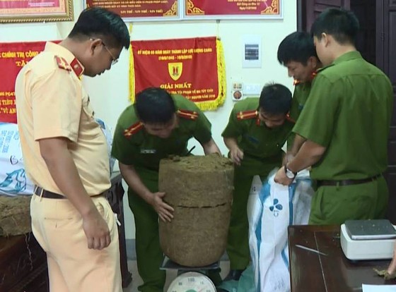 Phá đường dây ma túy, thu 120kg cần sa, 3kg ma túy đá, 2.000 viên ma túy tổng hợp ảnh 1