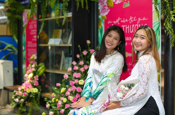 Ngày 8-3 đặc biệt của VĐV điền kinh TPHCM ảnh 9