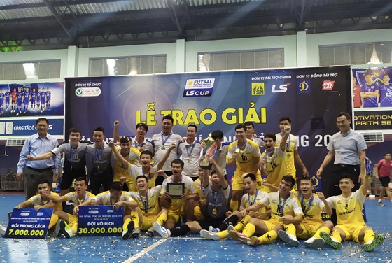 Sahako vô địch Giải futsal TPHCM mở rộng 2019 ảnh 1