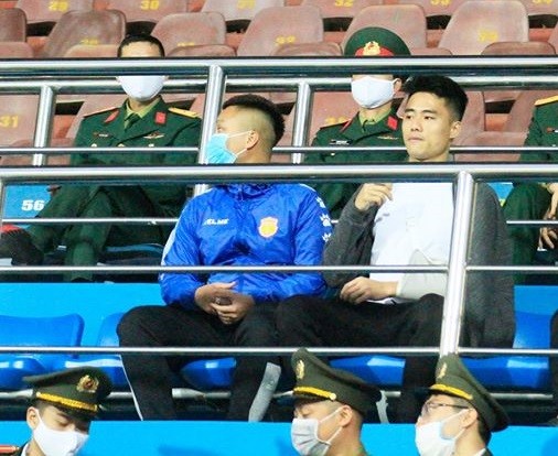 Hậu vệ Lâm Anh Quang tri ân đồng đội ảnh 1