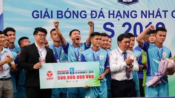 Nâng số đội hạng Nhất: Đông, vui, nhưng cũng cần nâng suất xuống hạng ảnh 1