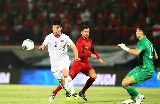 ‘Đối thủ’ của ông Park đi trước tuyển Việt Nam một bước ảnh 1