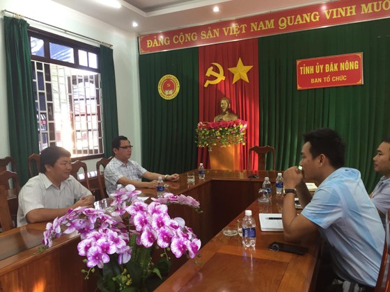 Xôn xao việc nguyên Phó Ban Dân vận bị "tố" muợn bằng cấp người khác ảnh 1