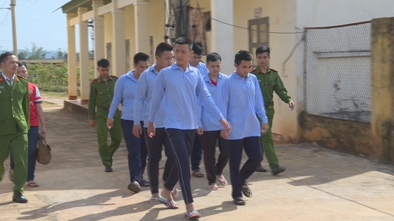 Bắt đường dây cá độ bóng đá "khủng" tại Đắk Lắk ảnh 1