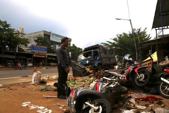 Tài xế gây vụ tai nạn liên hoàn ở Đắk Nông khai do xe mất thắng nên tông các xe cùng chiều để dừng lại ảnh 3