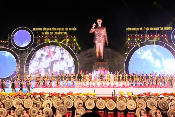 Khai mạc Festival văn hóa cồng chiêng Tây Nguyên ảnh 1