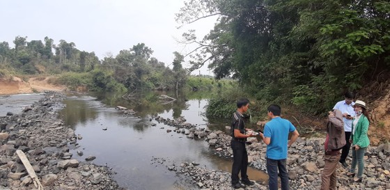 Nhà máy chế biến tinh bột mì bị tố gây ô nhiễm làm cá chết từng xảy ra sự cố vỡ hồ xử lý nước thải ảnh 1