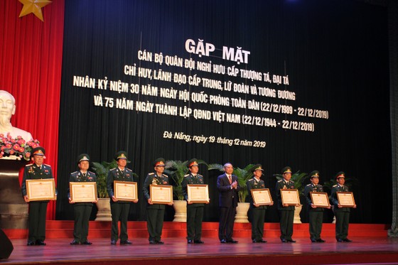 Đà Nẵng gặp mặt các sĩ quan cấp tá nghỉ hưu ảnh 2
