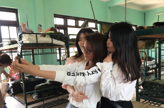 Đà Nẵng: 57 công dân Việt Nam được về nhà sau 14 ngày cách ly ảnh 2