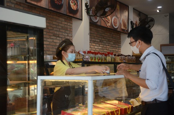 Đà Nẵng tăng cường kiểm tra cơ sở sản xuất kinh doanh bánh trung thu ảnh 1
