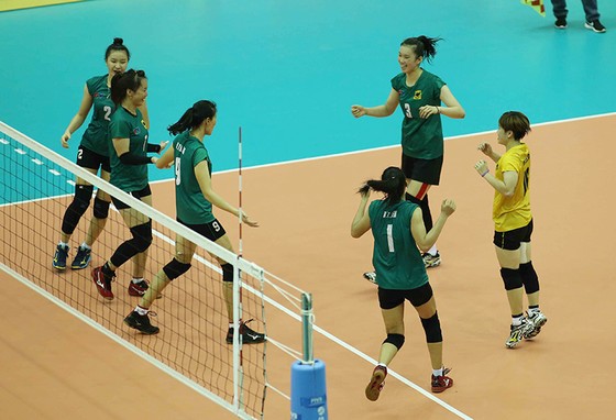 Cúp bóng chuyền nữ quốc tế VTV9 Bình Điền 2018: Thanh Thuý và các đồng đội "hạ đẹp" Thái Lan ảnh 3