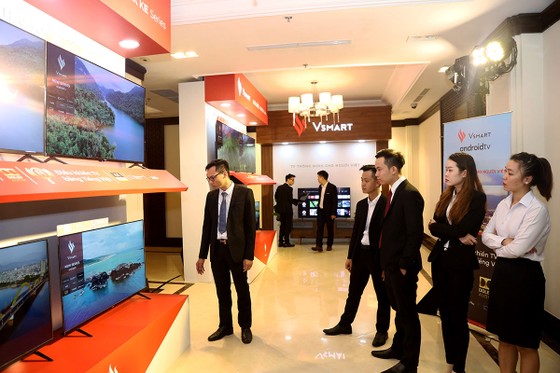 Vingroup công bố 5 mẫu tivi thông minh đầu tiên ảnh 4