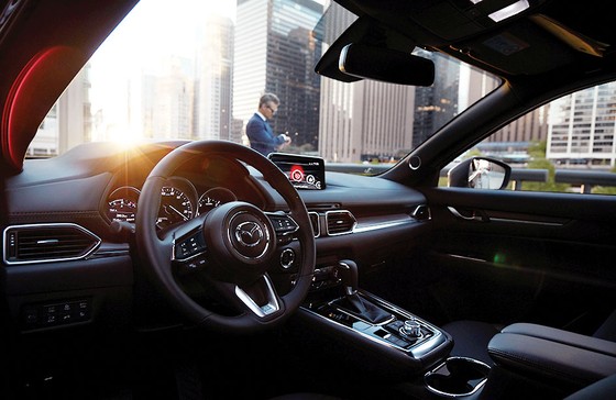 MAZDA CX - 8 Deluxe: Lựa chọn SUV 7 chỗ dưới 1,1 tỷ đồng ảnh 1
