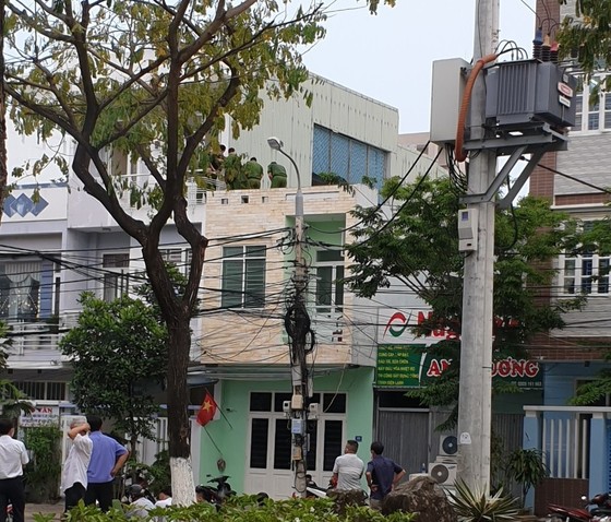 Trốn truy quét, một con bạc té lầu tử vong ảnh 1
