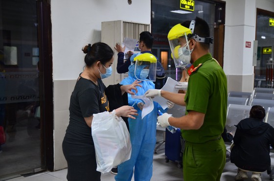 Chủ tịch UBND TP Đà Nẵng cảm ơn người dân và du khách trong chống dịch Covid-19 ảnh 2