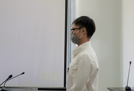 Xét xử thanh niên đánh bảo vệ ở quận 7 vì được nhắc đeo khẩu trang ảnh 1