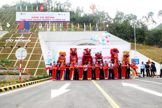 Hầm đường bộ dài thứ 3 cả nước chính thức thông xe ảnh 2