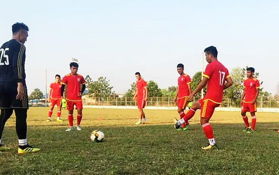 Bình Định lên tiếng trước thông tin đội bóng bỏ giải vì… hết tiền ảnh 1