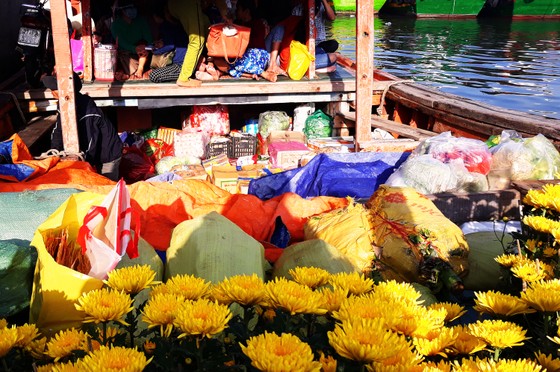 'Chở tết' ra đảo Cù Lao Xanh ảnh 4