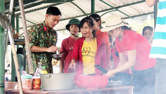 Nghĩa tình quân dân nơi thủy điện Rào Trăng 3 ảnh 6