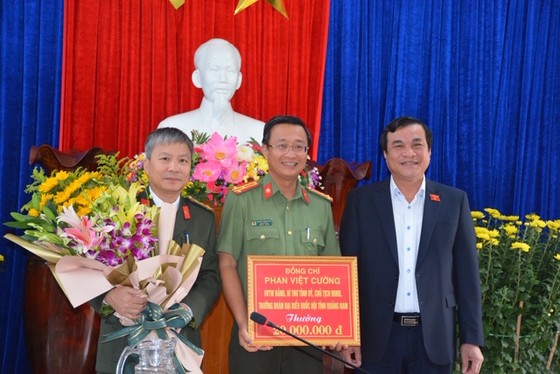 Triệt phá chuyên án sử dụng công nghệ cao lừa đảo chiếm đoạt tài sản quy mô lớn ảnh 2